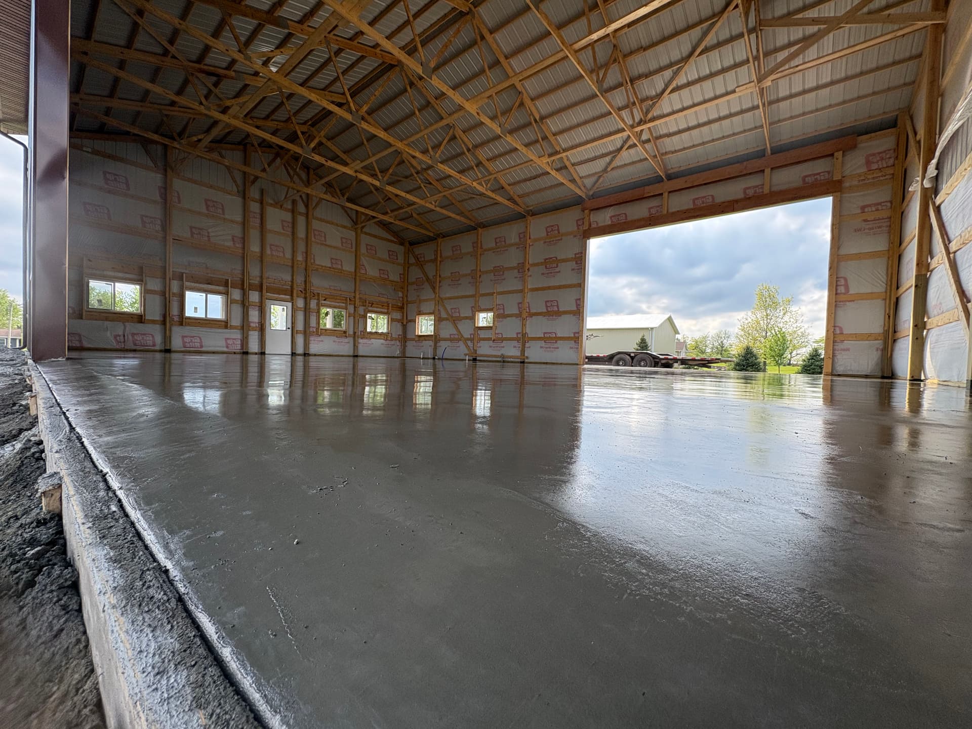 Gallery photos for 6-Inch Sealed Shop Floor and Full-Length Porch Slab: Image #5
