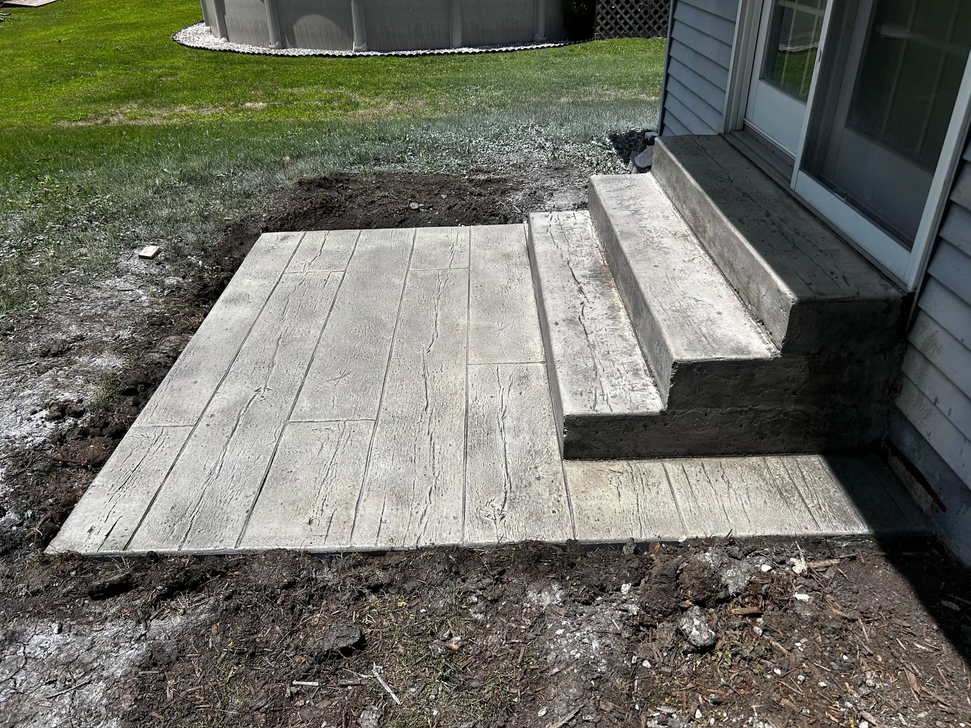 Gallery photos for Stamped Concrete Patio with Steps in Washington Iowa: Image #4