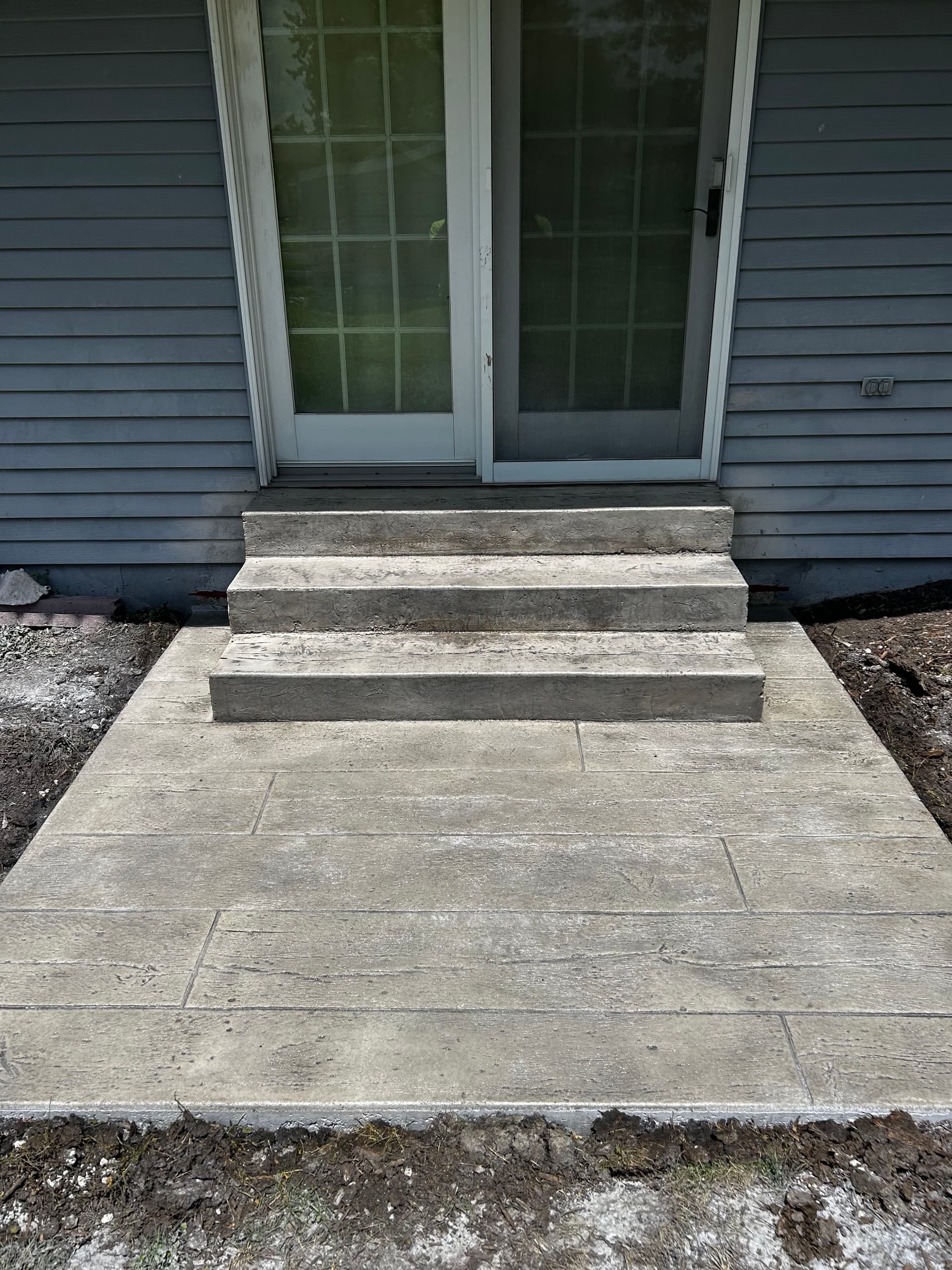 Gallery photos for Stamped Concrete Patio with Steps in Washington Iowa: Image #5