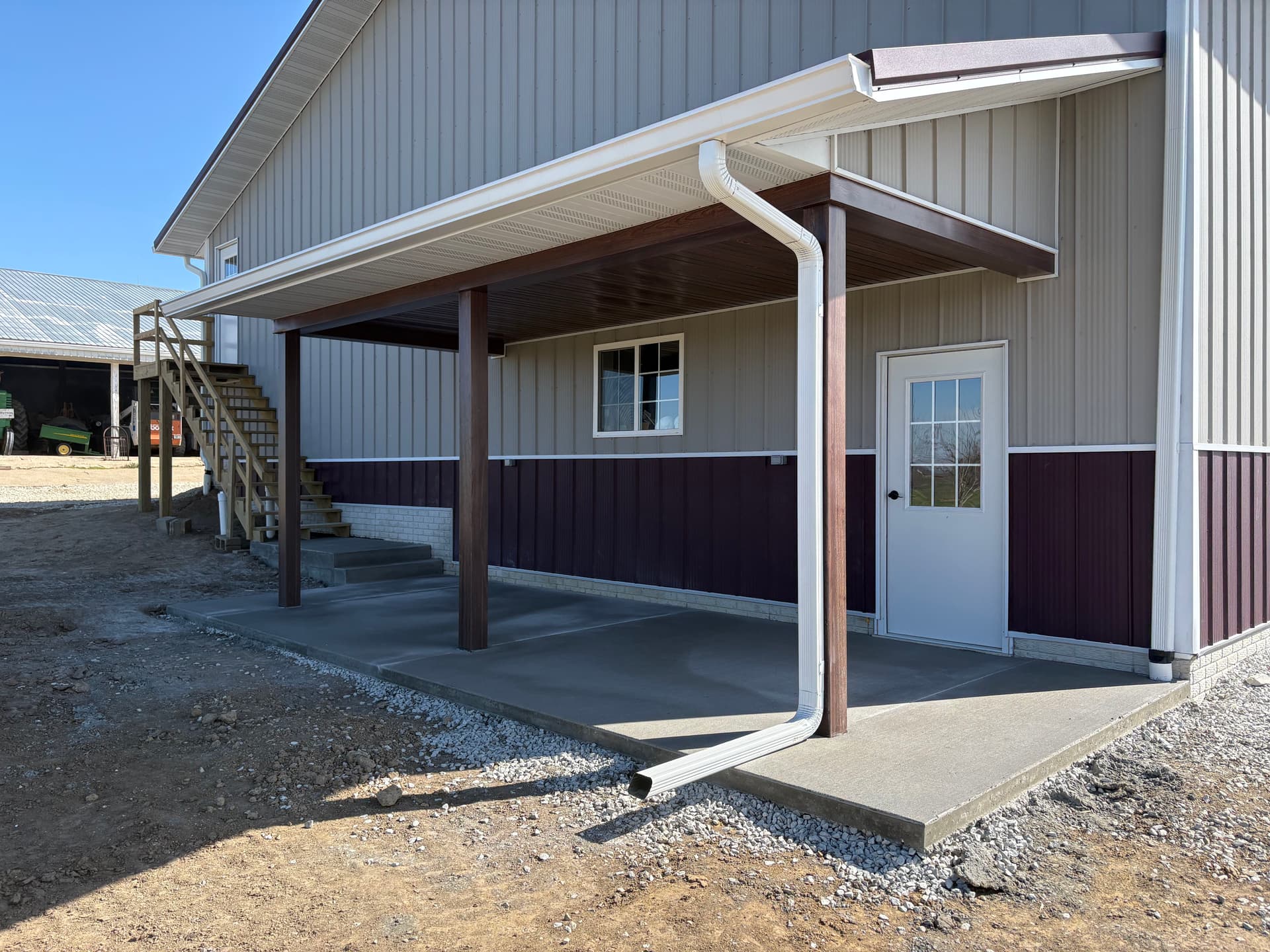 Gallery photos for Barn Foundation, Concrete Floor and Exterior Pads Near Mt. Pleasant: Image #1